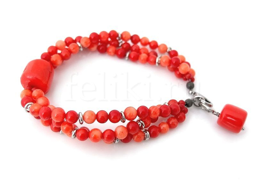 браслет из коралла (б-0710-18)