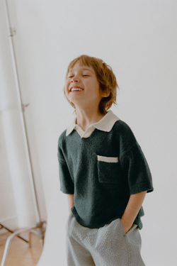 ZARA ПОЛО С КОНТРАСТНЫМ ВОРОТНИКОМ, ТЕМНО-ЗЕЛЕНЫЙ