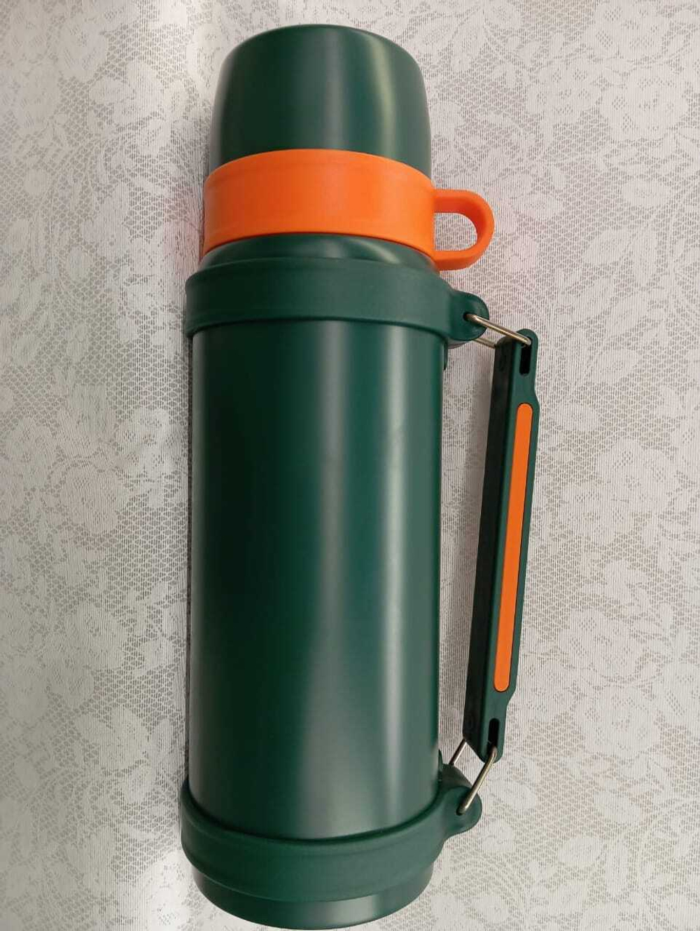 Термос Qually 1,8л нерж.сталь, складная ручка, 2 чашки, черный/зеленый