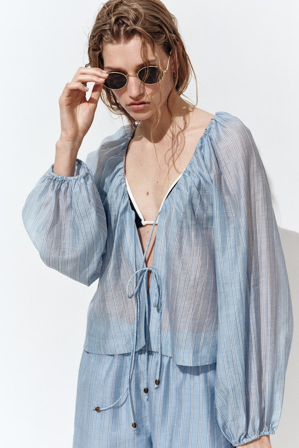 H&M Шорты из смесовой льняной ткани, светло-голубой