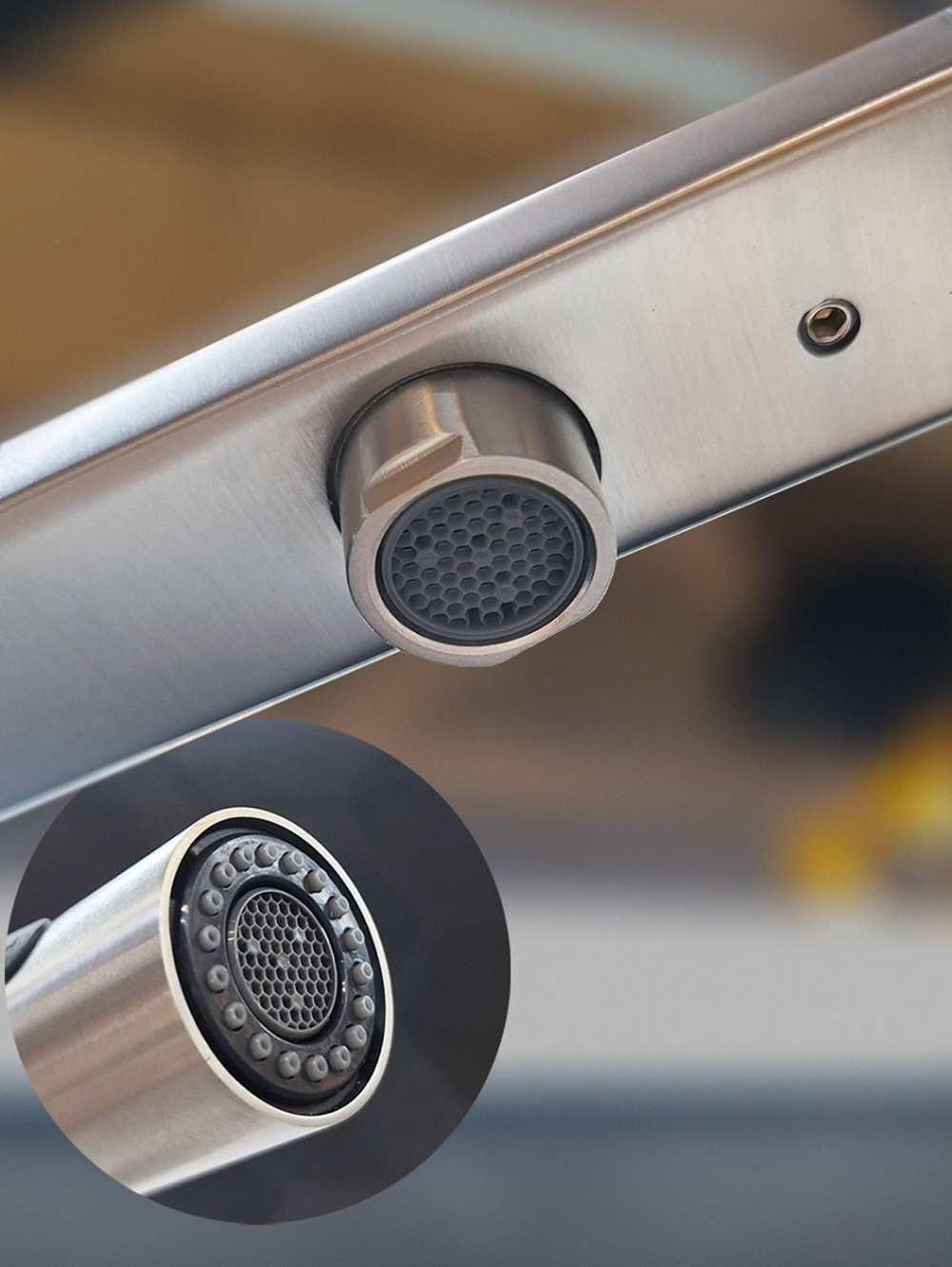 Смеситель для кухни с гибким изливом AltroBagno Flusso 050201 Ni