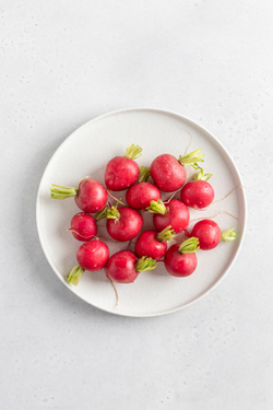 Редис сорта Мондиал без ботвы