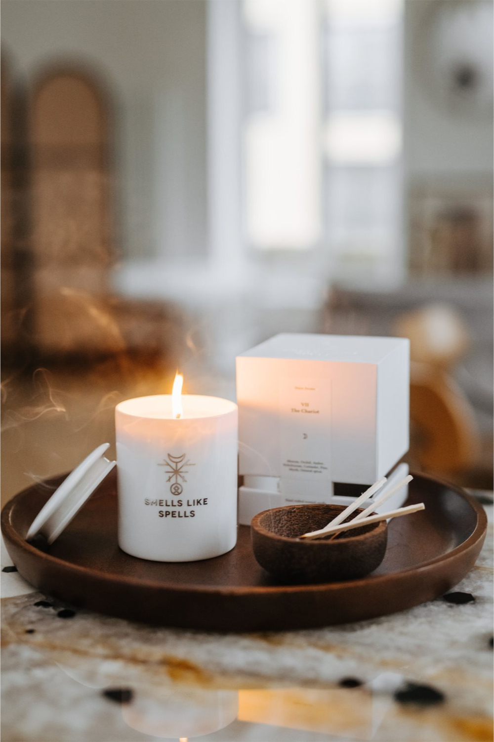 Smells Like Spells Major Arcana The Hierophant - ароматическая свеча /   250  g  / GTIN 4779040750904