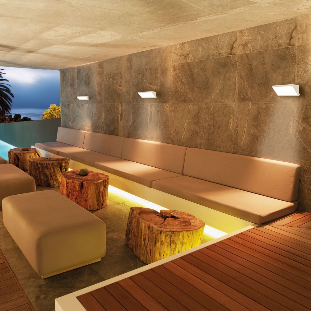 8861 Настенный уличный светильник CREEK