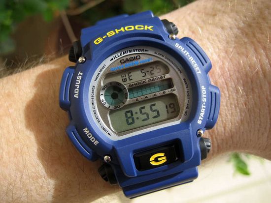 Наручные часы Casio DW-9052-2VDR