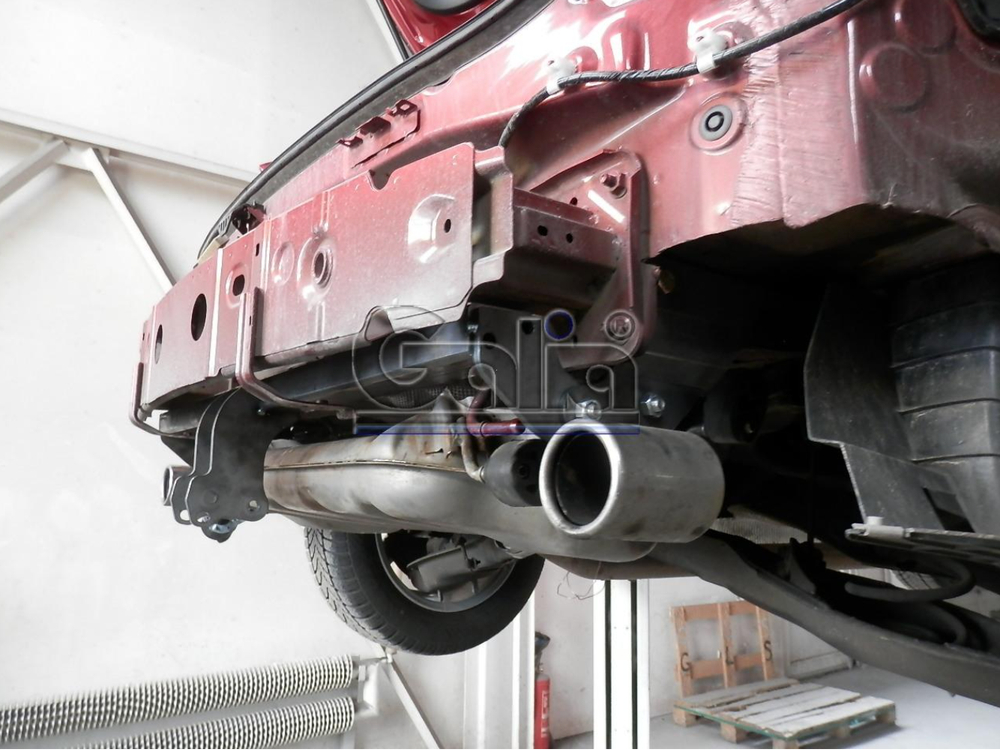 Фаркоп оцинкованный Galia M132A для Mazda 3 хетчбек 2014-(паспорт и сертификат в комплекте)(без электрики)