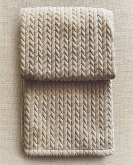 Zara Home - Флисовый плед в елочку, песочный, 140x190 см