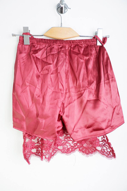 Пижама легкая, визуально на 40/42 размер, новая