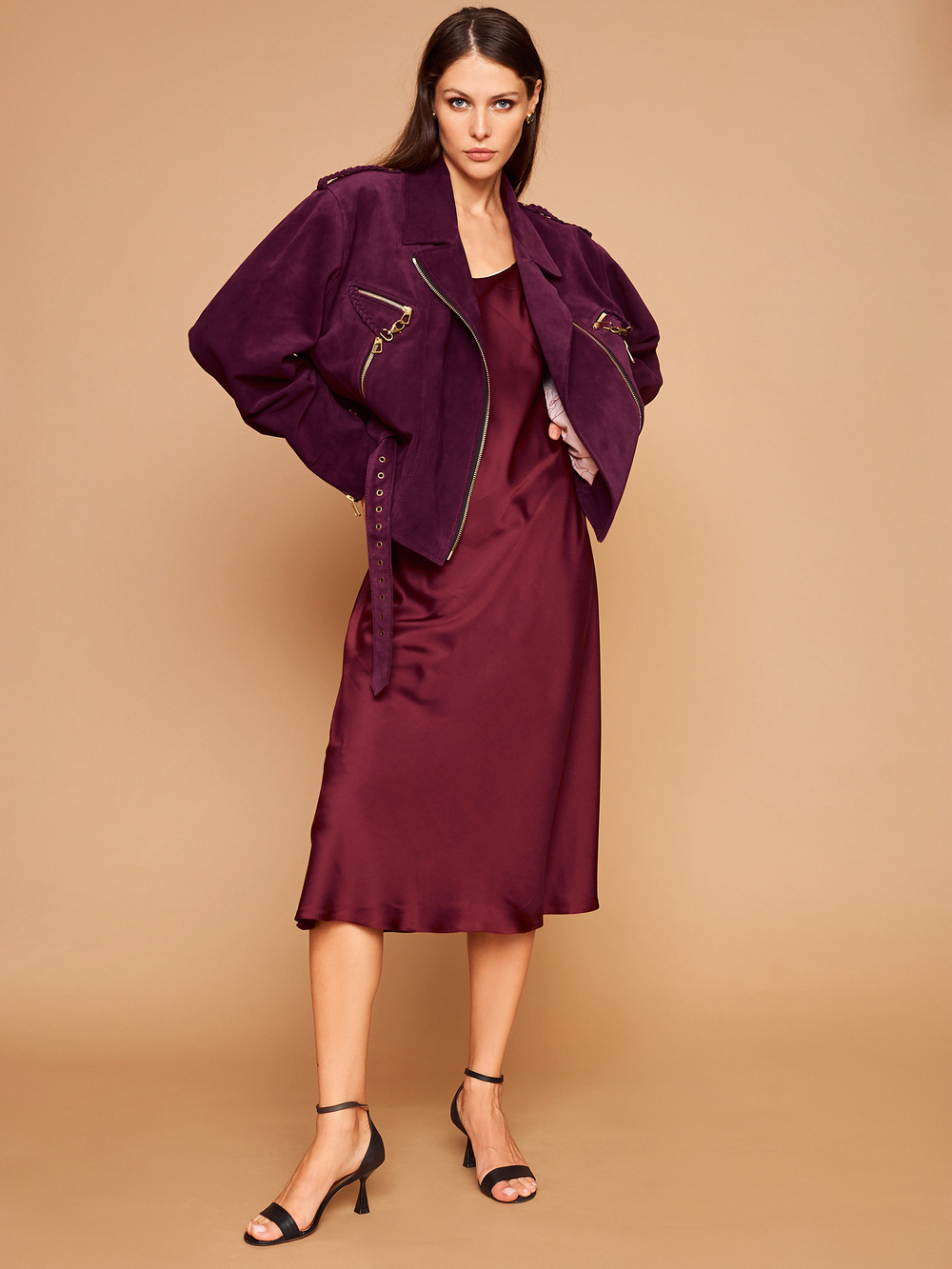 Косуха in vino veritas бордо замша