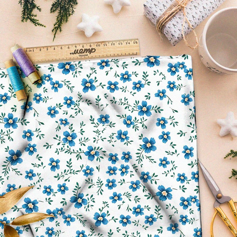 Ткань премиум интерлок мелкие синие цветочки