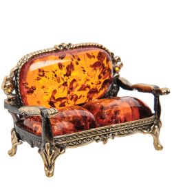 Народные промыслы AM-1929 Фигурка «Кушетка в викторианском стиле» (латунь, янтарь)