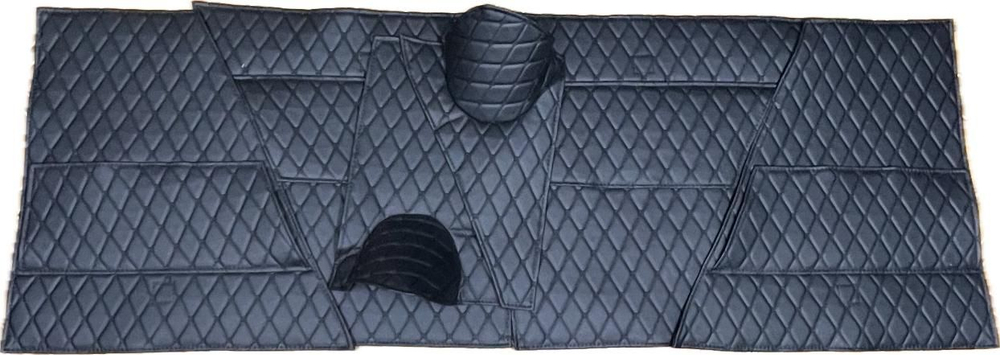 Дверные карты-обивка дверей и стоек УАЗ 469/Хантер (чёрная нить Бабочка)