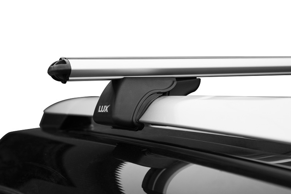 Багажник Lux Классик на рейлинги  с аэро дугой 120 см.