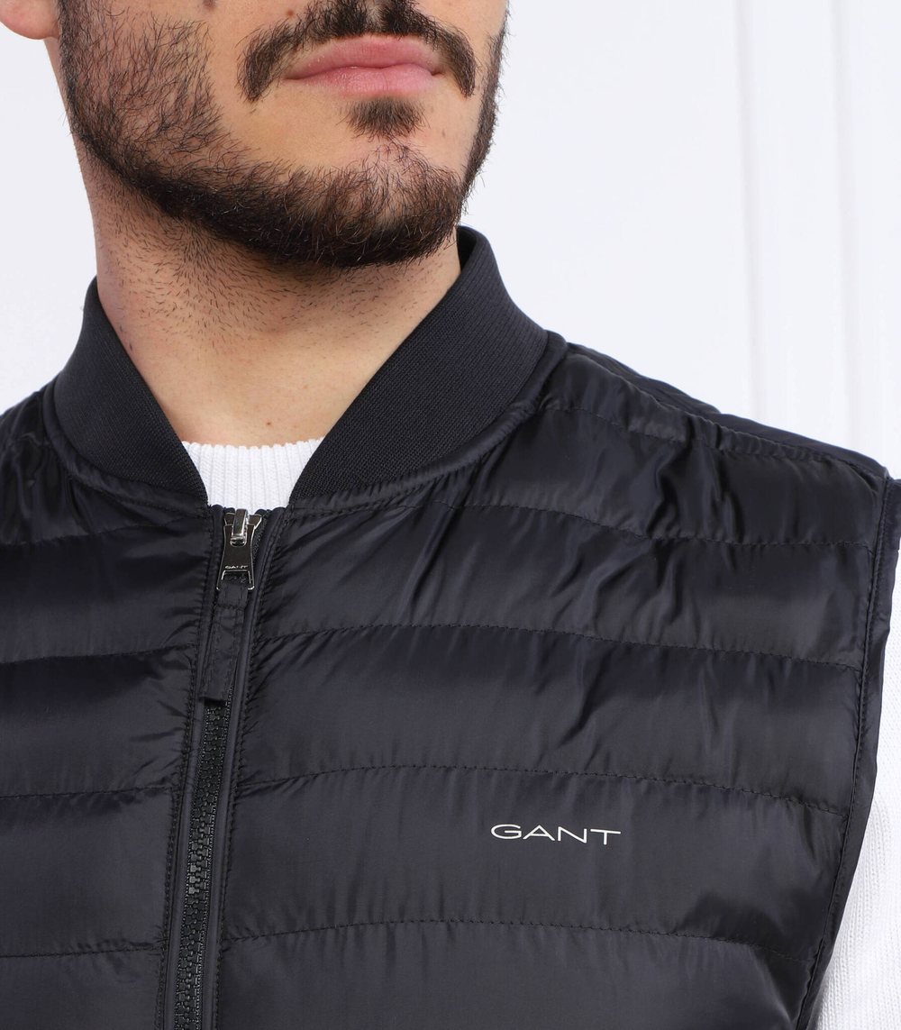 безрукавка light padded Gant - черный(7006301)