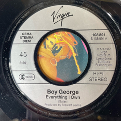 Винтажная виниловая пластинка 7 дюймов (маленькая пластинка) Boy George, Everything I Own (Германия 1987)