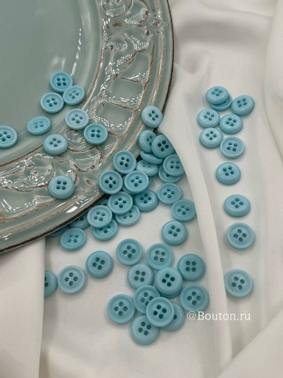 Пуговицы на прокол светло-голубые