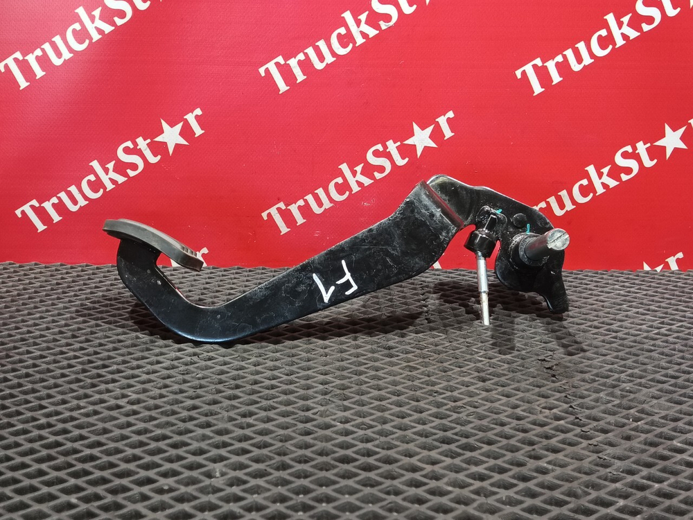 Педаль тормоза 2023г.