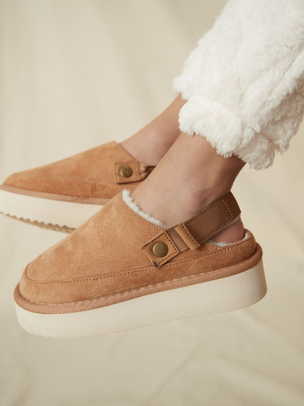 Тапочки с подкладкой из искусственного меха Next 880-271, Песочный