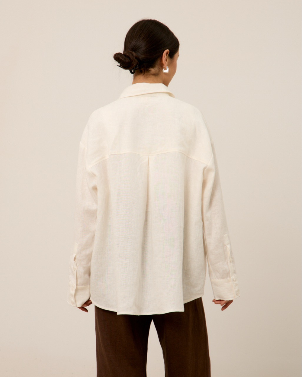 Рубашка 07, из 100% льна, молочная