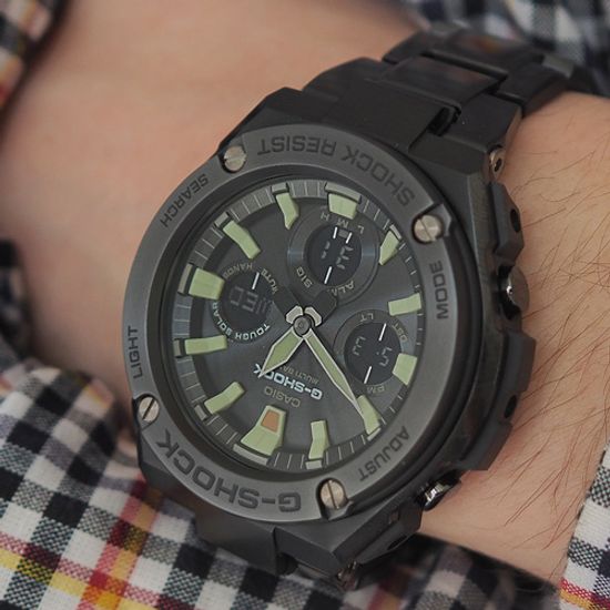 Мужские часы Casio G-Shock GST-W130BD-1AER