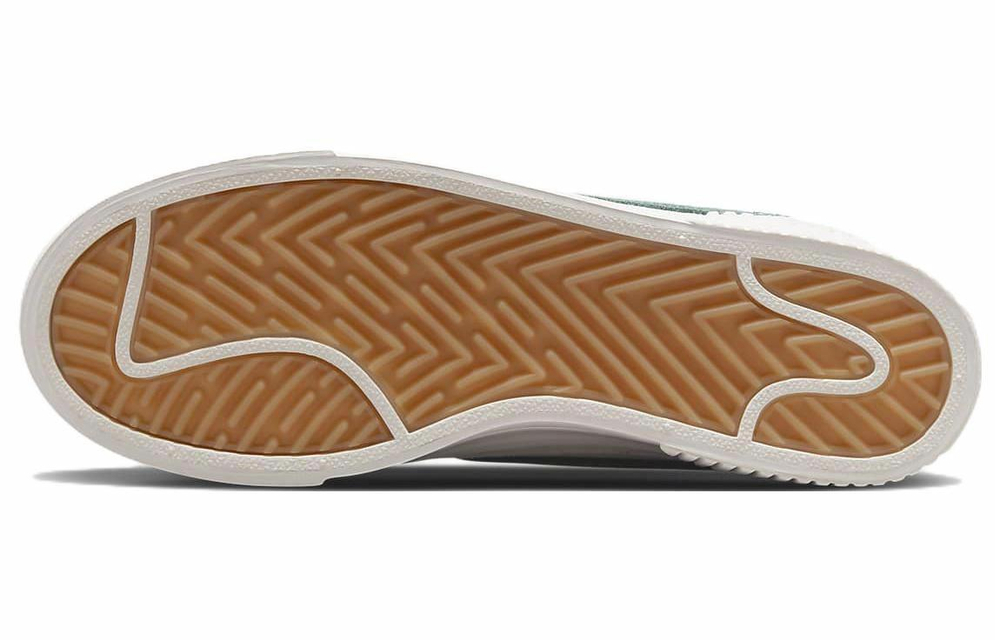 Кроссовки Nike Court Legacy Lift (Женская размерная сетка)