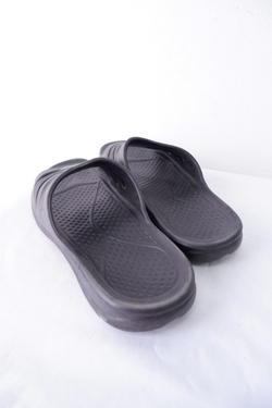 Сандалии практичные 42/43 размер