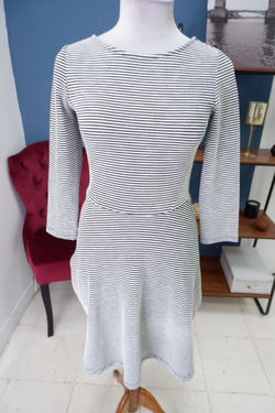 Платье Reserved в полоску 44 размер