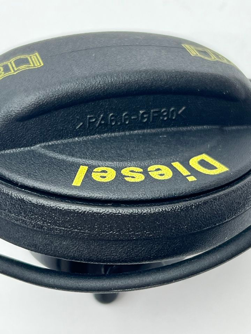 Крышка топливного бака VAG Тигуан дизель. 5N0201553D. Оригинал.