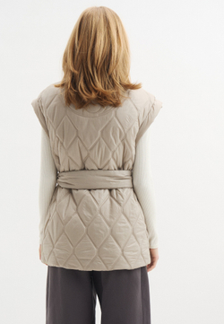 Жилет утепленный женский GUESS