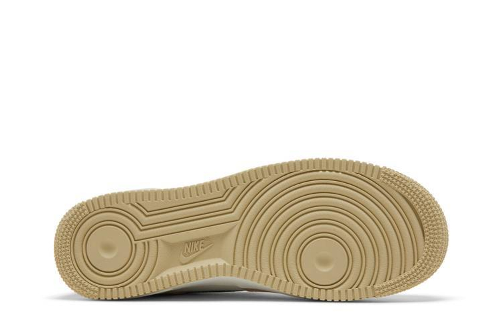 Кроссовки Nike Air Force 1 Lx "Team Gold"