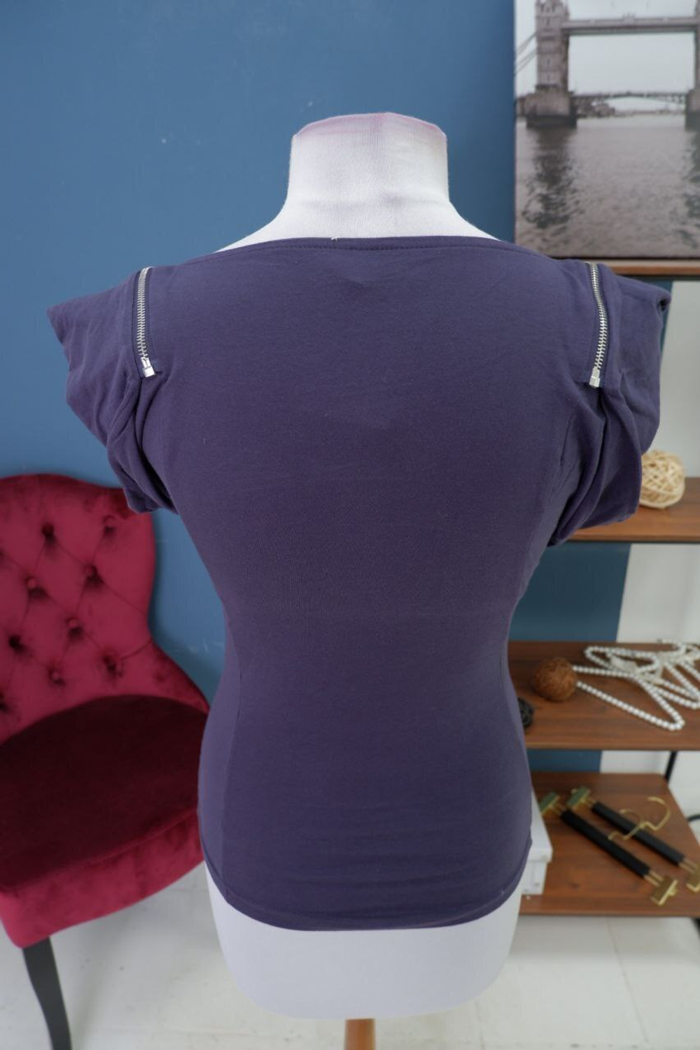 Футболка с рукавами на молниях 44-46 размер