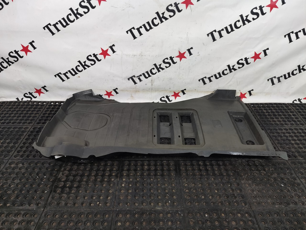 Покрытие напольное правое 2020г