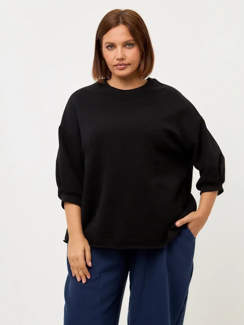 Свитшот оверсайз утепленный с рукавами 3/4