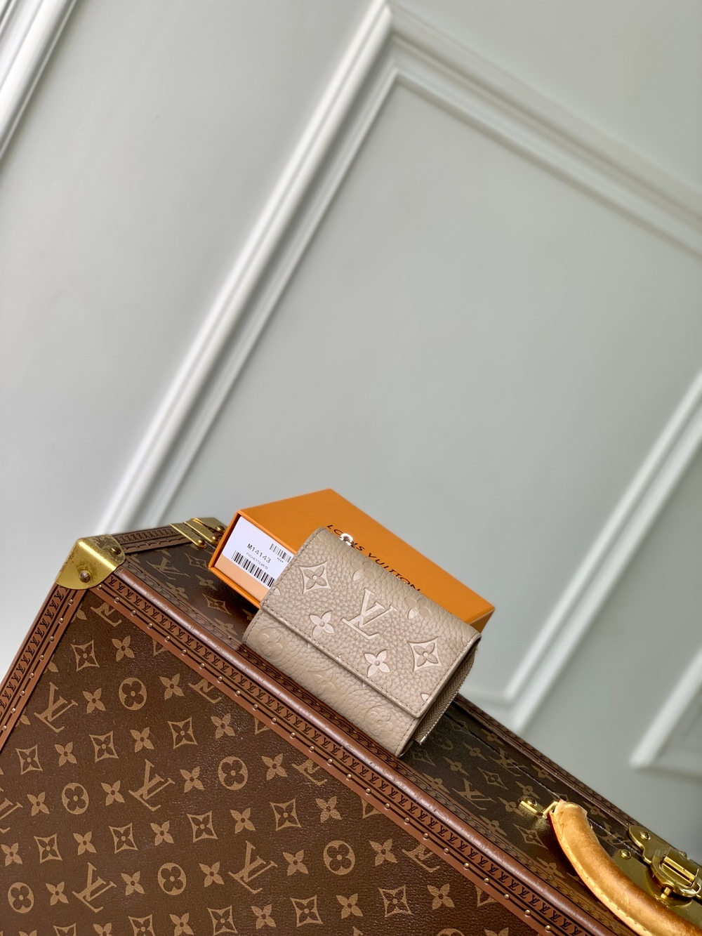 Louis Vuitton Slender Pilot