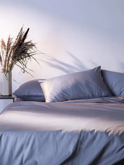 Набор наволочек из премиального сатина светло-серого цвета из коллекции essential, 50х70 см