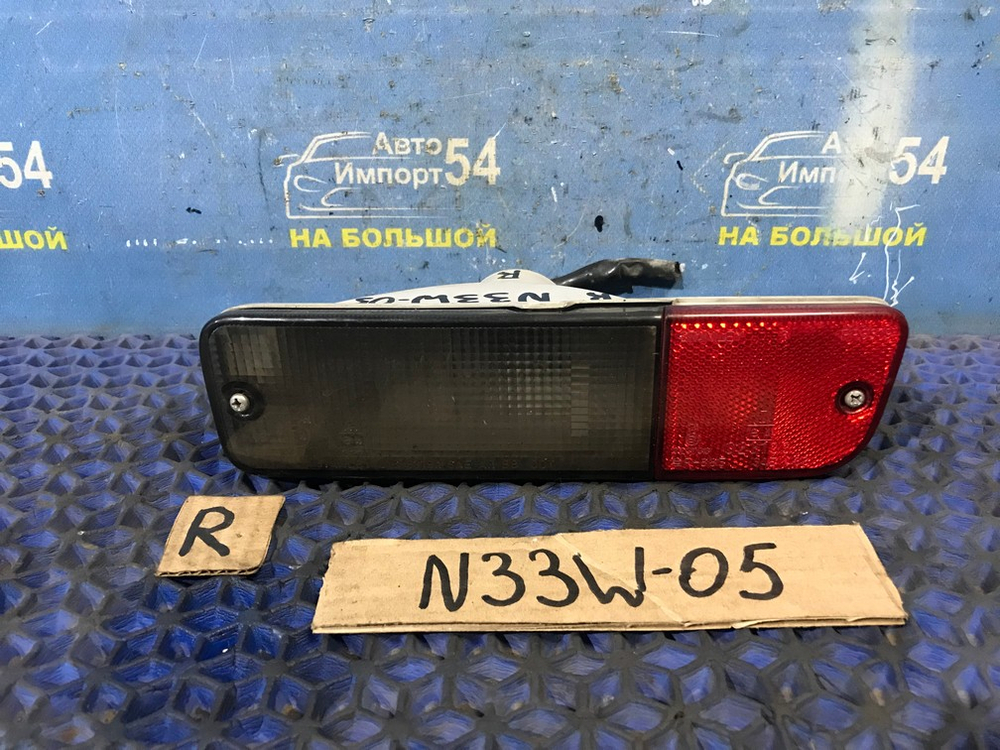 Повторитель в бампер правый MITSUBISHI CHARIOT 1995