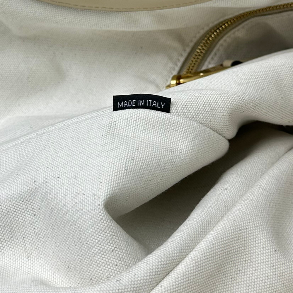 Miu Miu Ivy Large Bag 37 cm