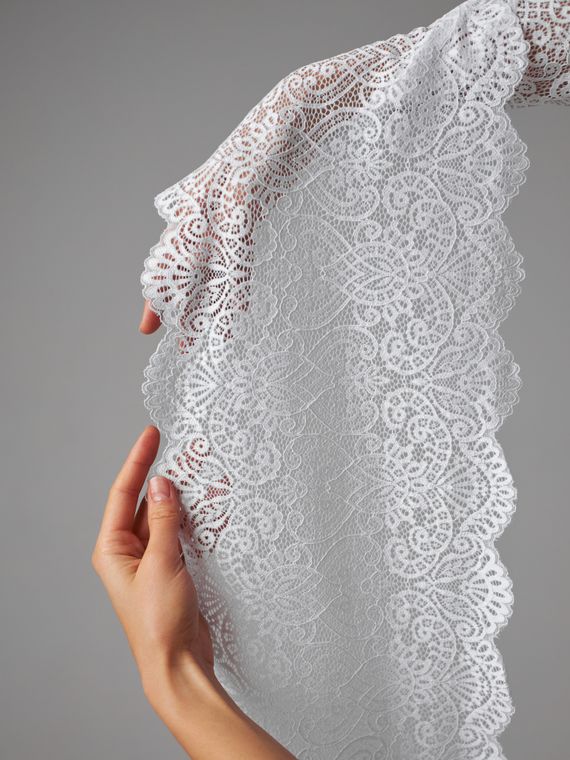 03-251 Кружево эластичное 22 см, белый