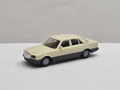 Машинка 1:87 Mercedes-Benz S-Class (W126), темно-зеленый/слоновой кости
