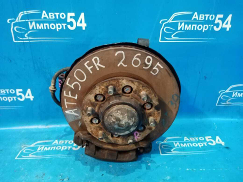 Ступица передняя правая NISSAN ELGRAND 1997-2002