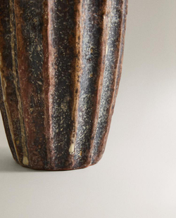 ZARA HOME ДОЗАТОР ДЛЯ ЖИДКОГО МЫЛА С РЕЛЬЕФНЫМ УЗОРОМ, КОРИЧНЕВЫЙ