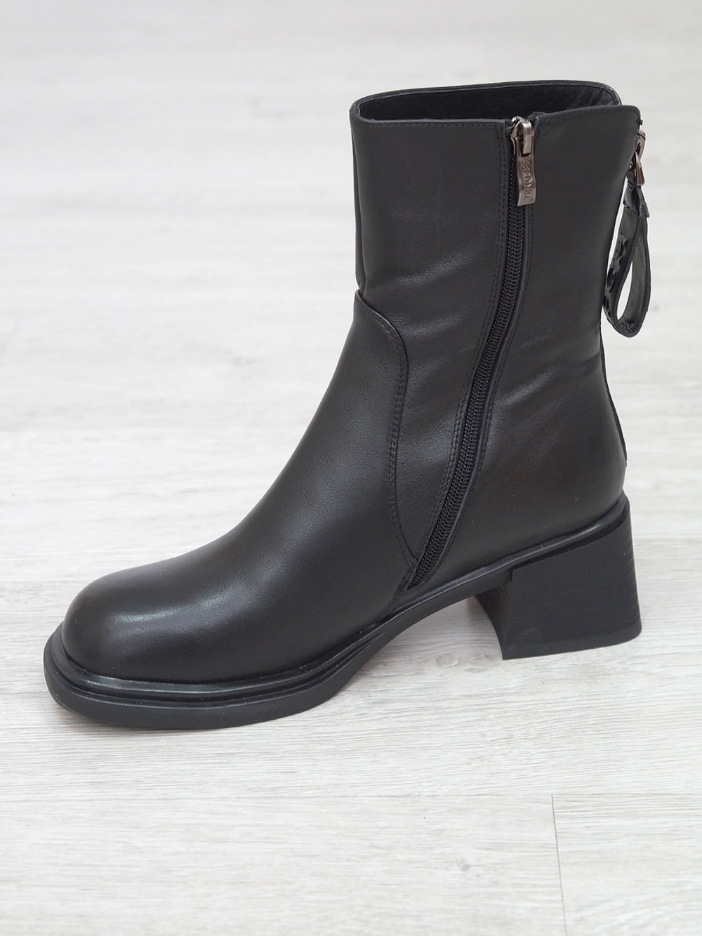 Полусапожки женские зимние