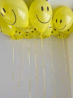 Воздушные гелиевые шары смайлик №4682
