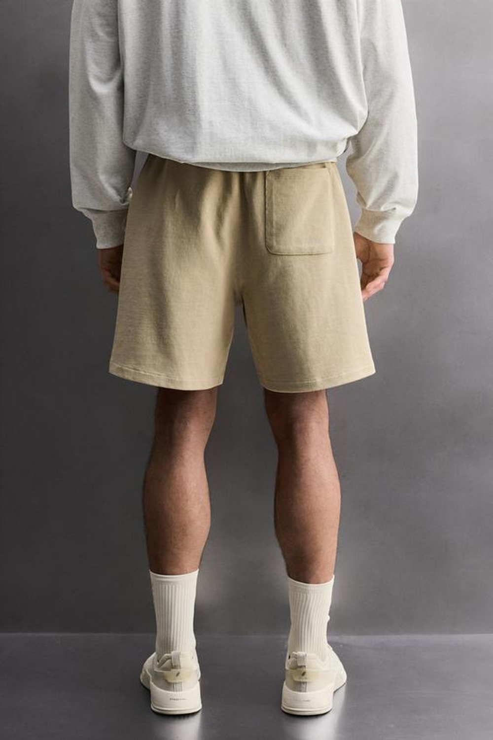 ZARA УТЯЖЕЛЕННЫЕ ШОРТЫ-ДЖОГГЕРЫ, ПЕСОЧНЫЙ