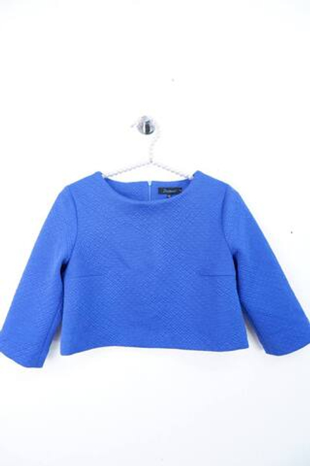 Блузка Dressum плотная, визуально на 40 размер