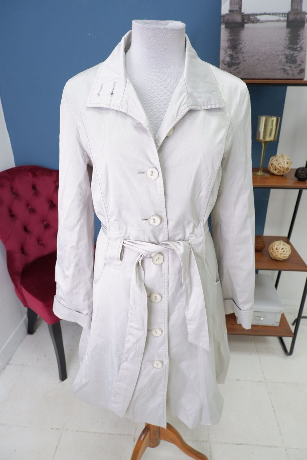 Плащ Zarina  стильный 44 размер