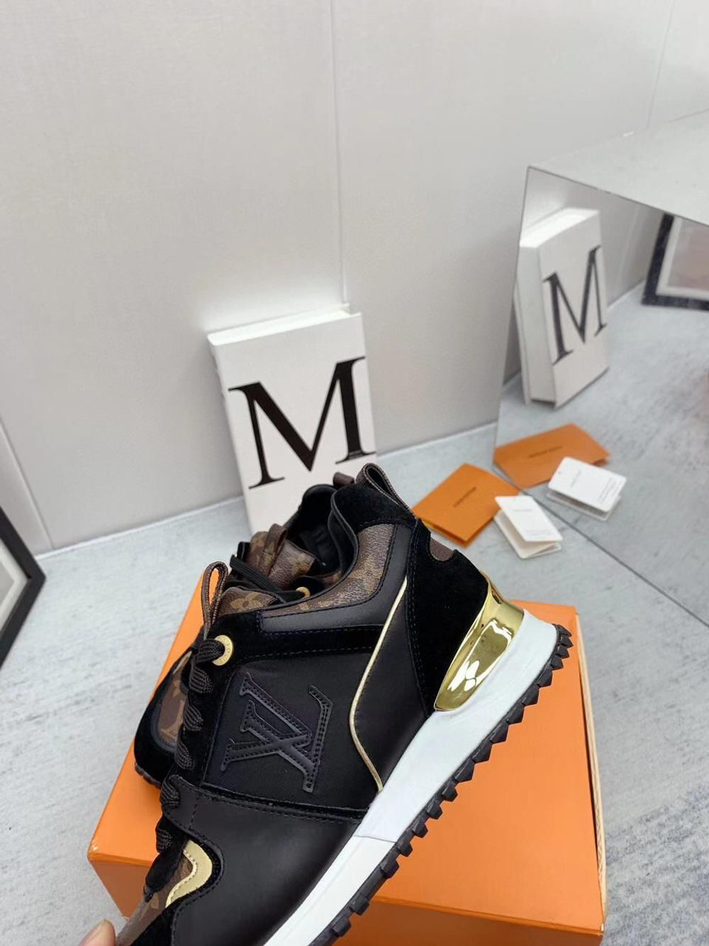 Кроссовки Louis Vuitton