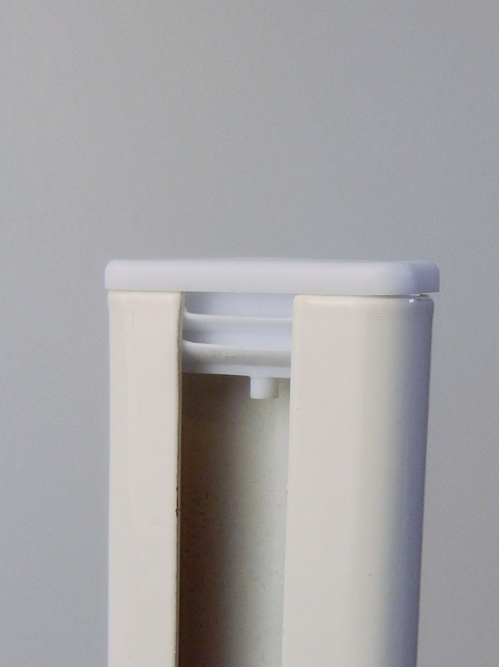 PLZ10*30 Заглушка на кронштейн верхняя