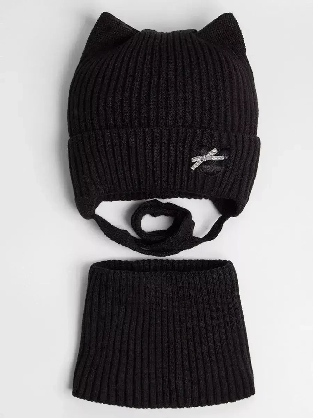 Шапка и снуд для девочки с ушками на завязках