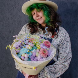 107. Трендовый дофаминовый букет